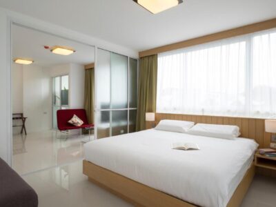 Modern Thai Suites